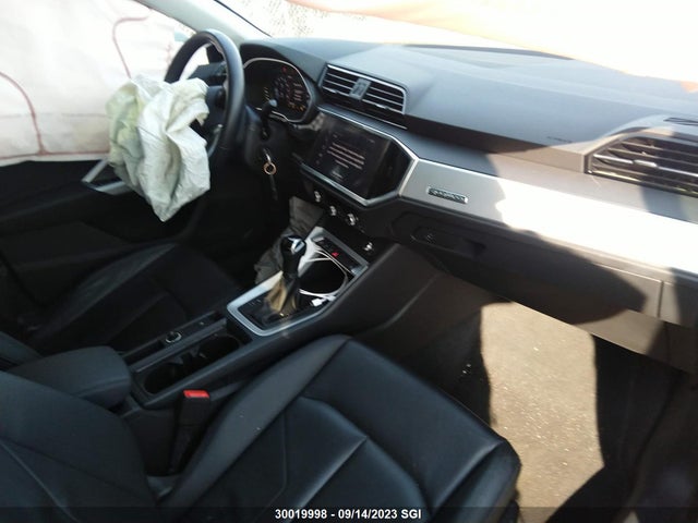 WA1AUCF35M1076139 Audi Q3 Premium 40