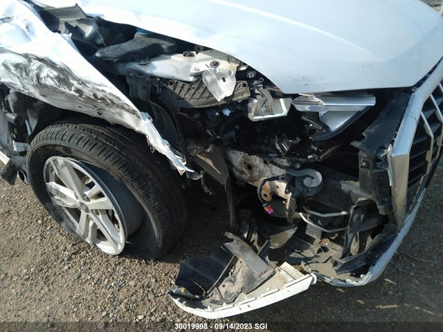 WA1AUCF35M1076139 Audi Q3 Premium 40