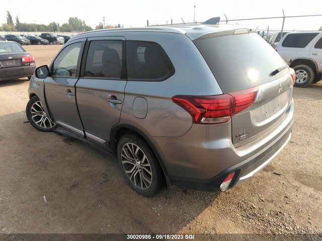 JA4JZ3AXXJZ603293 Mitsubishi Outlander Se