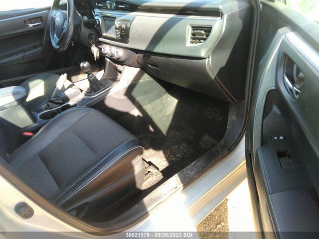 Toyota COROLLA CE/S/LE 2015 2T1BURHE4FC255542 Image 5