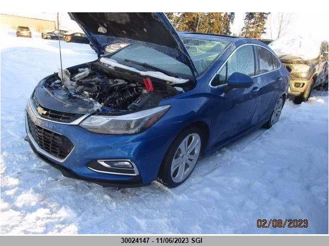 Chevrolet Cruze Premier 2018 1G1BF5SM6J7137384 Image 2