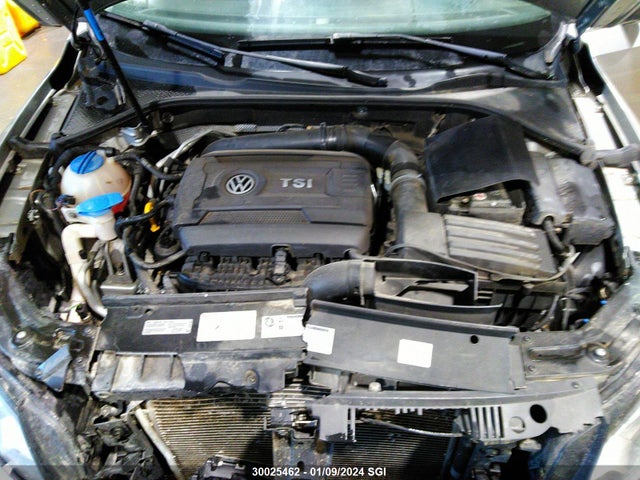 1VWBS7A33EC094818 Volkswagen PASSAT SE