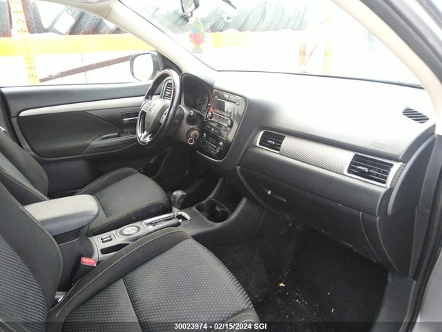 JA4AZ2A34GZ603404 Mitsubishi Outlander