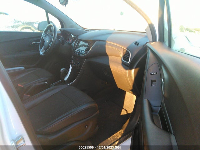 Chevrolet TRAX 1LT 2019 3GNCJPSBXKL295963 Image 5