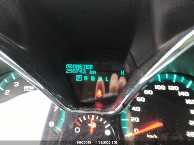 30025065 :رقم المزاد ، 1GNKVHKD2FJ251136 vin ، 2015 Chevrolet Traverse Lt مزاد بيع