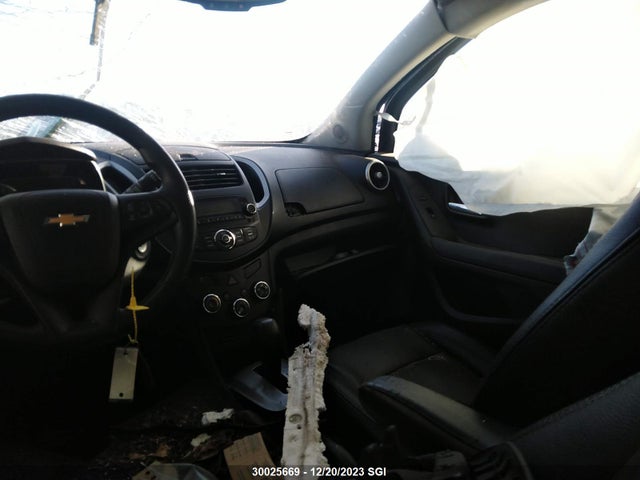 Chevrolet TRAX LS 2015 3GNCJKSB2FL202135 Image 8