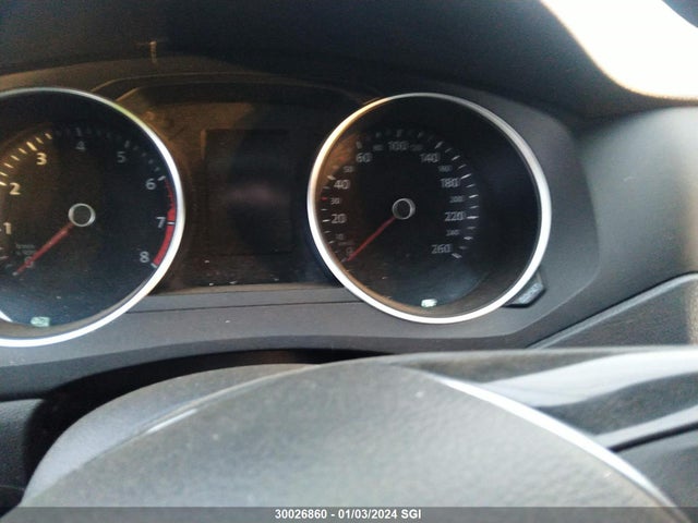 3VW1K7AJ4FM203586 Volkswagen JETTA S