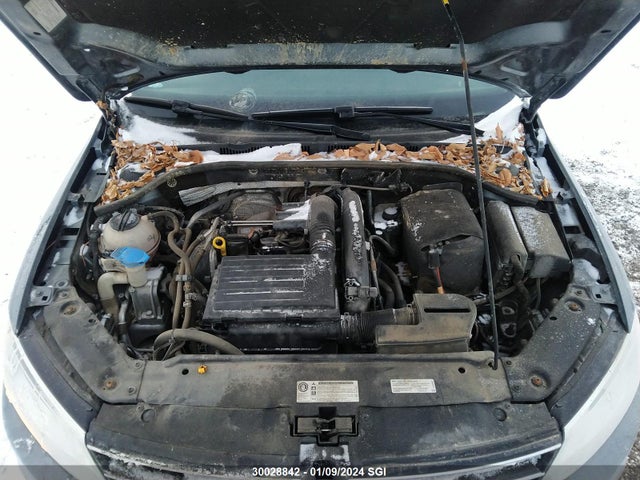 3VW267AJ4GM248246 Volkswagen JETTA S