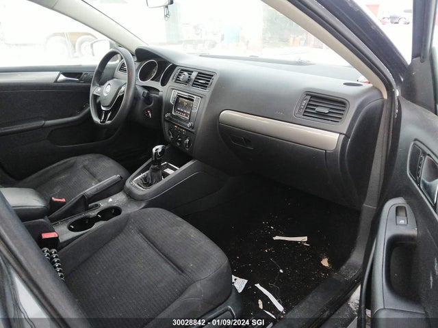 3VW267AJ4GM248246 Volkswagen JETTA S