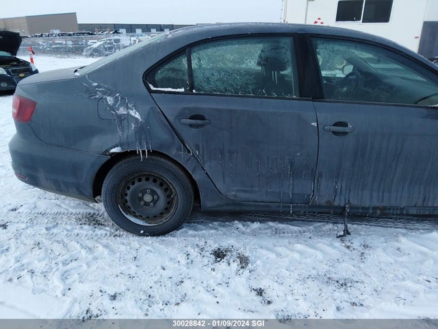 3VW267AJ4GM248246 Volkswagen JETTA S