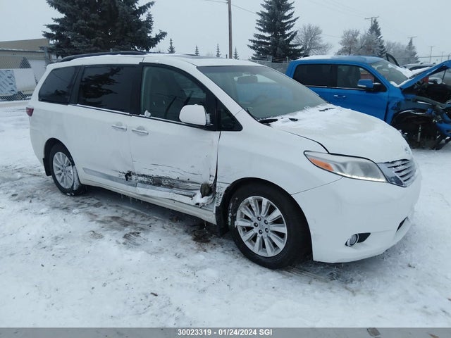 Aukcja sprzedaży 2015 Toyota Sienna Xle, vin: 5TDDK3DCXFS118144, numer aukcji: 30023319