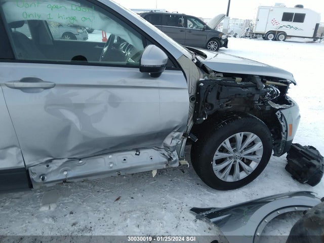 3VV0B7AX7MM073577 Volkswagen TIGUAN S
