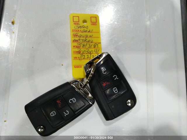 3VV0B7AX4MM035529 Volkswagen TIGUAN S