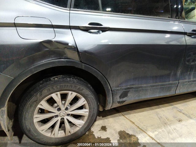 3VV0B7AX4MM035529 Volkswagen TIGUAN S