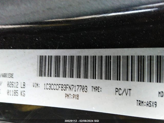 1C3CCCFB3FN717703 Chrysler 200 LX