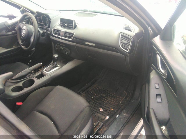 3MZBM1U7XEM102823 Mazda 3 SPORT