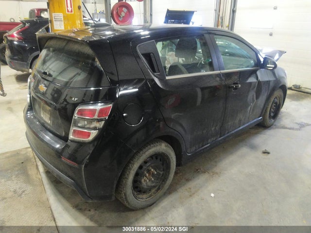 Chevrolet SONIC LT 2017 1G1JD6SB9H4167867 Image 4