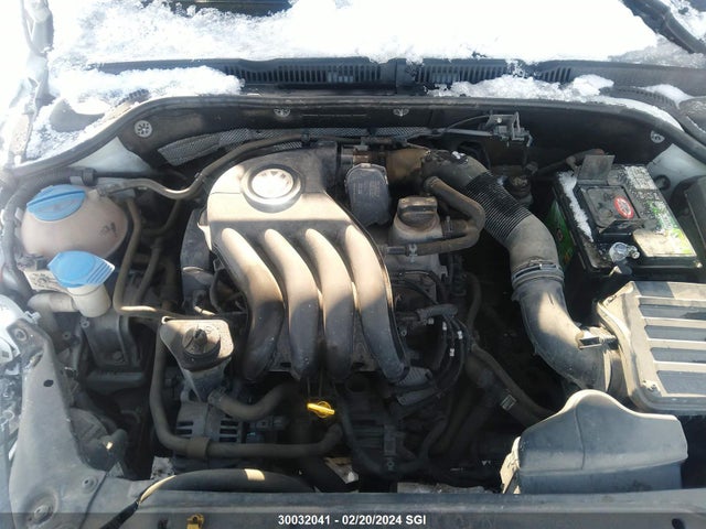 3VW1K7AJ4FM202437 Volkswagen JETTA S