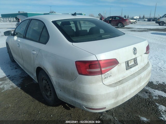 3VW1K7AJ4FM202437 Volkswagen JETTA S