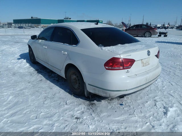 1VWCS7A32FC073299 Volkswagen PASSAT SEL