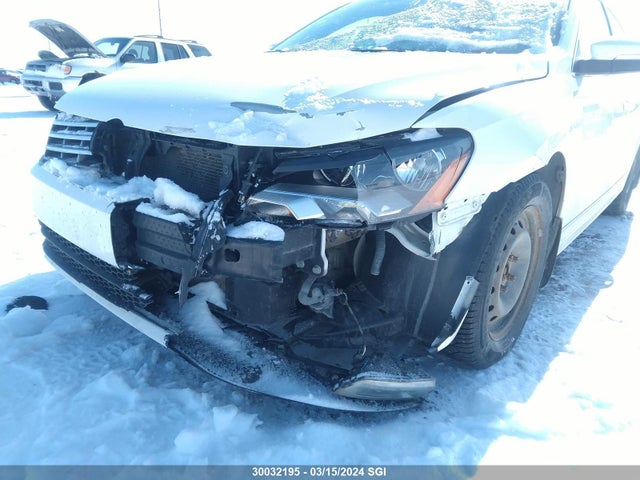 1VWCS7A32FC073299 Volkswagen PASSAT SEL