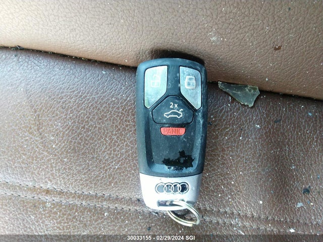 WA1BNAFY9K2094829 Audi Q5 Premium Plus