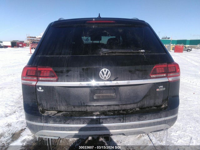 1V2NR2CAXJC517395 Volkswagen Atlas Sel Premium