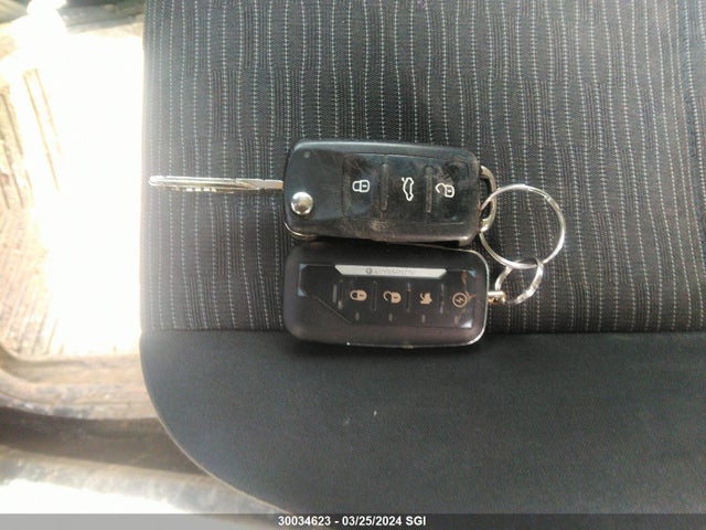 WVGJV3AX5EW624279 Volkswagen Tiguan S/se/sel/r-line