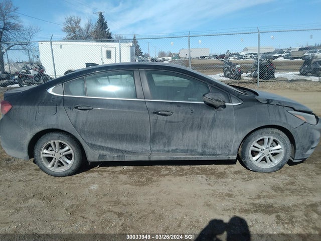 2018 Chevrolet Cruze Lt მანქანა იყიდება აუქციონზე, vin: 1G1BE5SM0J7146990, აუქციონის ნომერი: 30033949