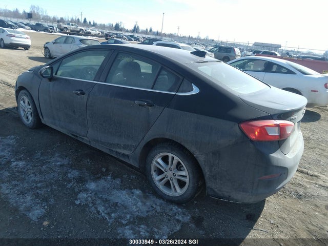 2018 Chevrolet Cruze Lt მანქანა იყიდება აუქციონზე, vin: 1G1BE5SM0J7146990, აუქციონის ნომერი: 30033949
