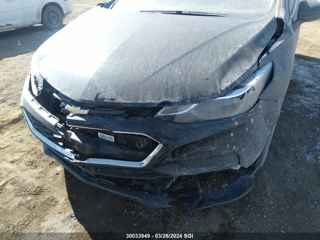 2018 Chevrolet Cruze Lt მანქანა იყიდება აუქციონზე, vin: 1G1BE5SM0J7146990, აუქციონის ნომერი: 30033949