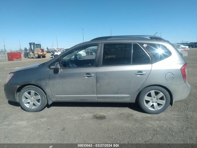 2009 Kia Rondo Lx/ex მანქანა იყიდება აუქციონზე, vin: KNAFG526397226054, აუქციონის ნომერი: 30035043