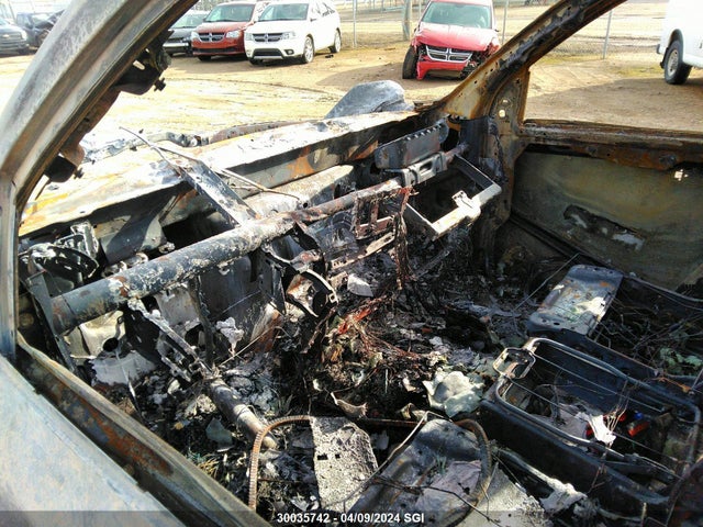 1C6RR7KM6KS710069 RAM 1500 Classic Tradesman