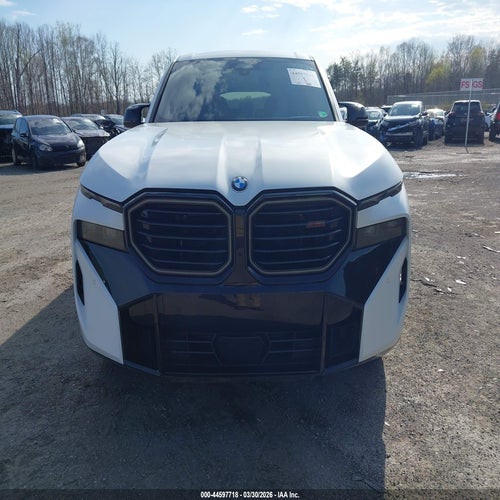 2024 BMW XM VIN: 5YM33CS09R9U43864