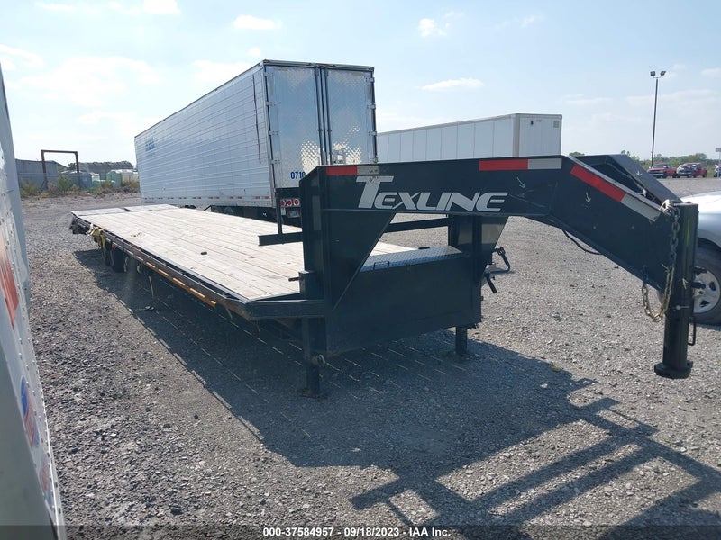 2023 TEXLINE Flatbed Gooseneck Trailer at IL Caseyville, IAAI lot 37584957 CarsFromWest