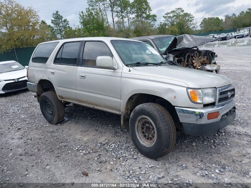 1997 Toyota 4Runner at FL - Milton, IAAI lot 38721164 | CarsFromWest