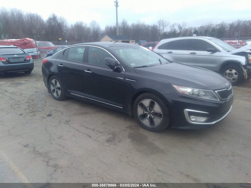 2013 Kia Optima Hybrid at CT - East Windsor, IAAI lot 38879966 