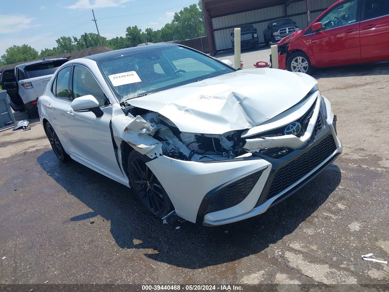 2023 Toyota Camry at KS - Kansas City, IAAI lot 39440468 