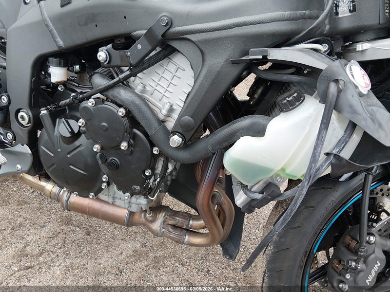 2025 Kawasaki Ninja ZX-6R Non-ABS at KS - Park City, IAAI lot