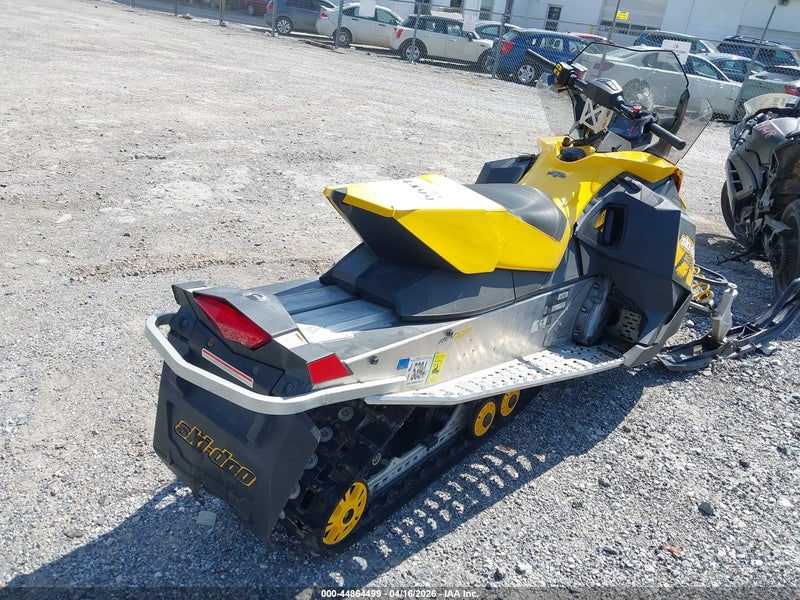 2009 Ski-Doo Mx Z X 800r at PA - Latimore Township, IAAI lot