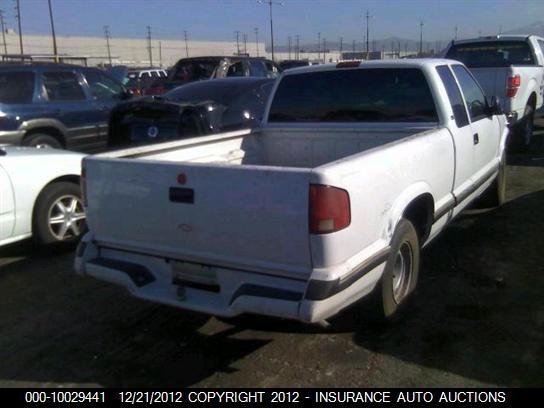 1996 Chevrolet 'S'truck S10 VIN: 1GCCS1943T8226235 Lot: 10029441