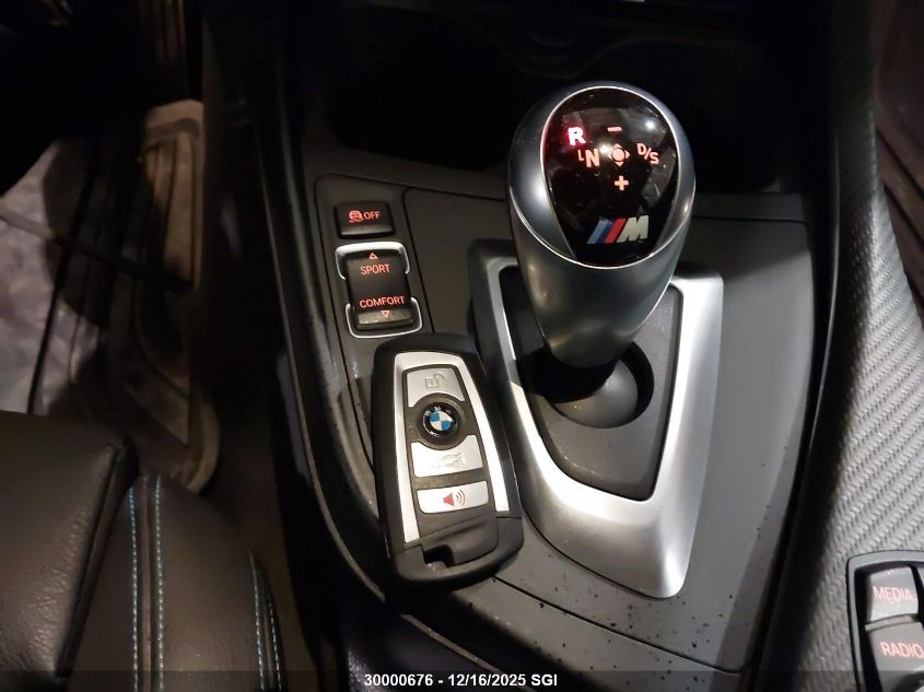 2016 BMW M2 VIN: WBS1H9C56GV786224 Lot: 30000676