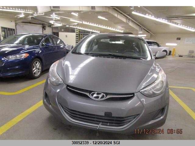 2013 Hyundai Elantra Gls/Limited VIN: 5NPDH4AE3DH437186 Lot: 30052339