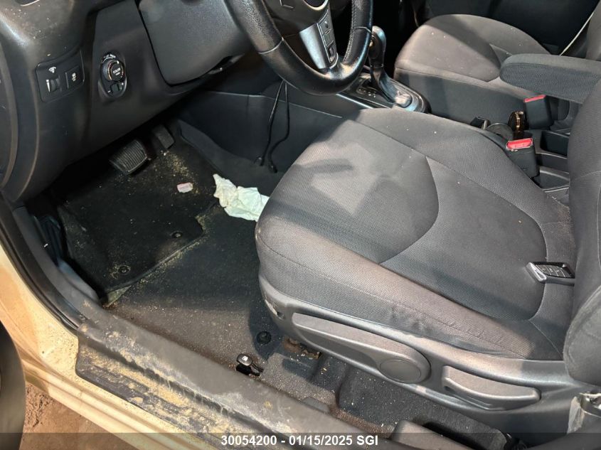 2011 Kia Soul +/!/Sport VIN: KNDJT2A28B7714153 Lot: 30054200