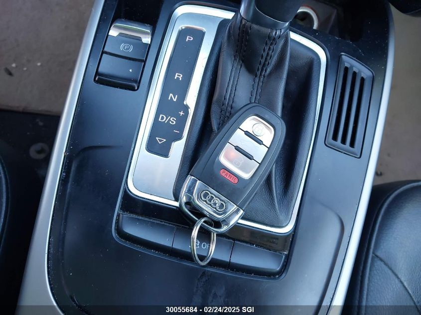 2013 Audi A4 Premium VIN: WAUBFCFL2DN033503 Lot: 30055684