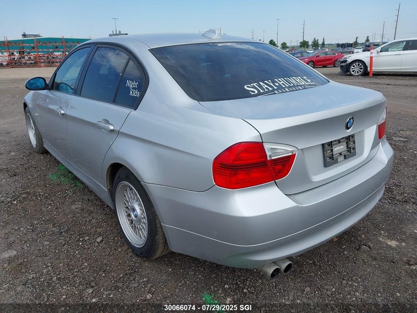 2006 BMW 325 Xi VIN: WBAVD13586KV01915 Lot: 30066074