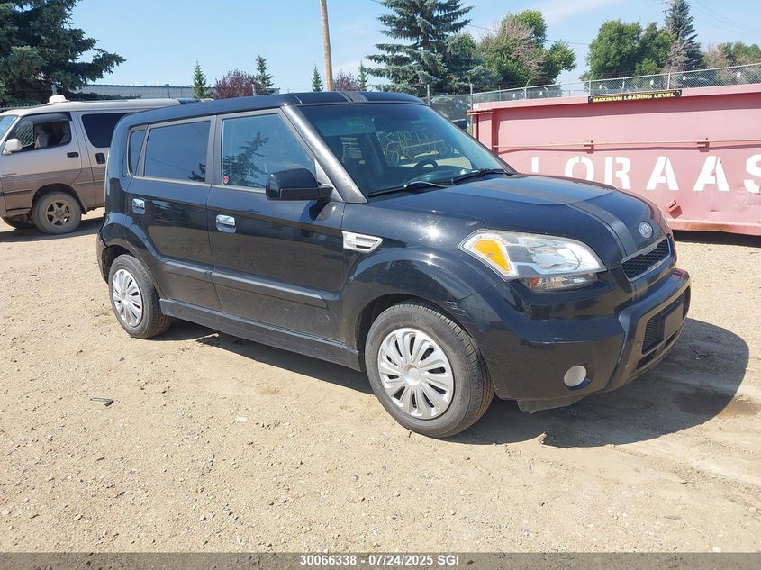 2010 Kia Soul +/!/Sport VIN: KNDJT2A28A7100721 Lot: 30066338