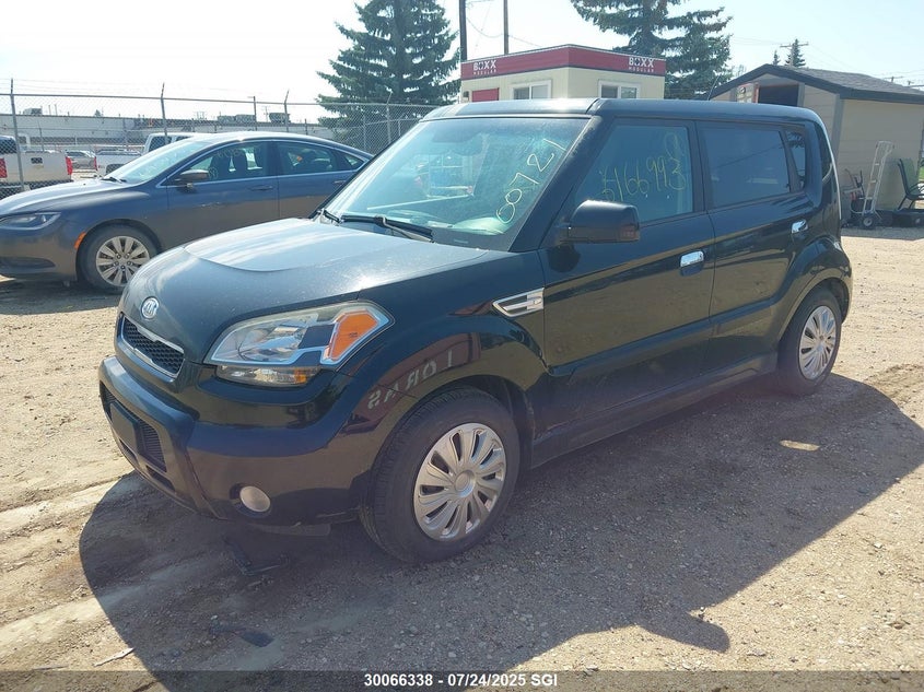 2010 Kia Soul +/!/Sport VIN: KNDJT2A28A7100721 Lot: 30066338