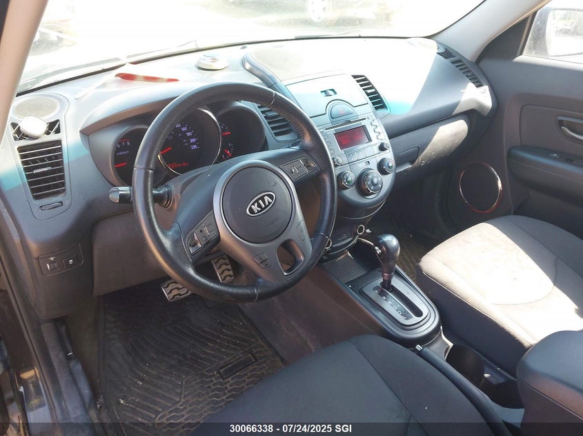 2010 Kia Soul +/!/Sport VIN: KNDJT2A28A7100721 Lot: 30066338