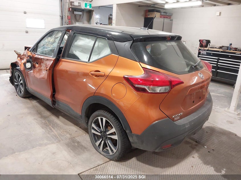 2019 Nissan Kicks S/Sr/Sv VIN: 3N1CP5CUXKL555941 Lot: 30066514